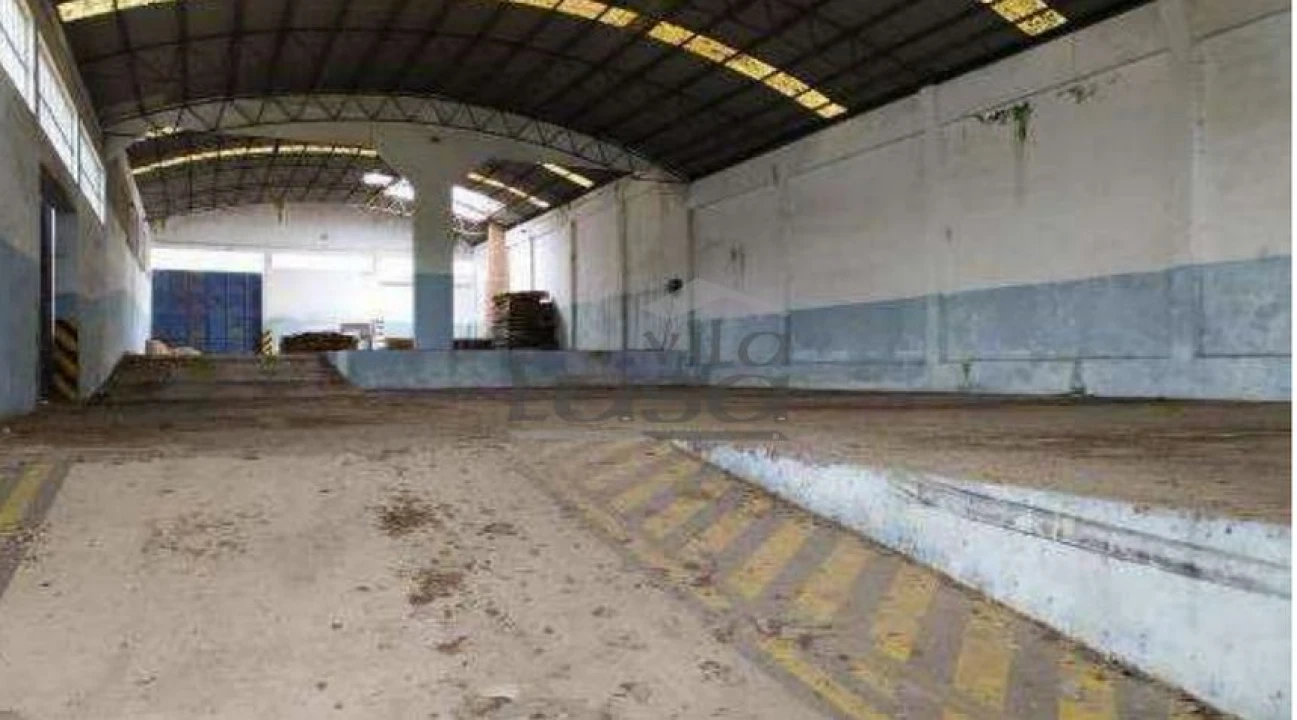 Armazém para Venda em Santa Maria de Lamas Foto 2