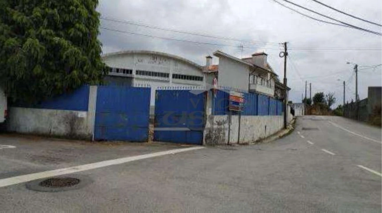 Armazém para Venda em Santa Maria de Lamas Foto 12