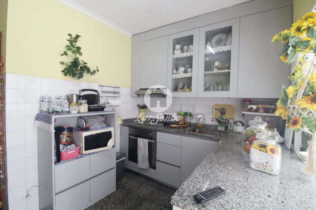 Apartamento T2 para Venda em Fânzeres e São Pedro da Cova Foto 8