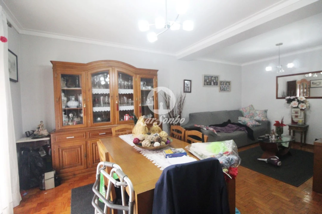 Apartamento T2 para Venda em Fânzeres e São Pedro da Cova Foto 2
