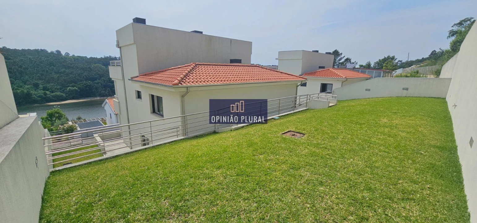 Moradia T3 para Venda em Gondomar (São Cosme), Valbom e Jovim Foto 27