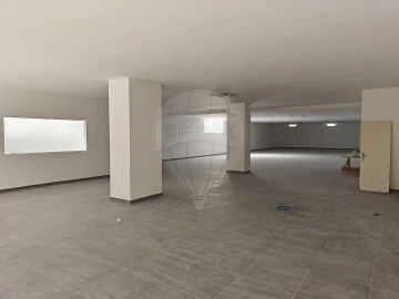 Loja para Venda em Alvalade