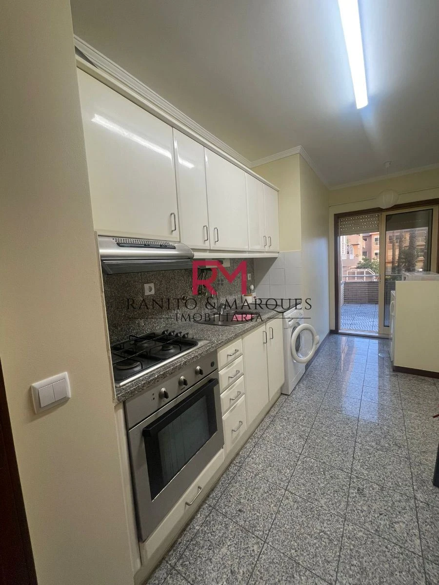 Apartamento T1 para Arrendamento em Canidelo Foto 4