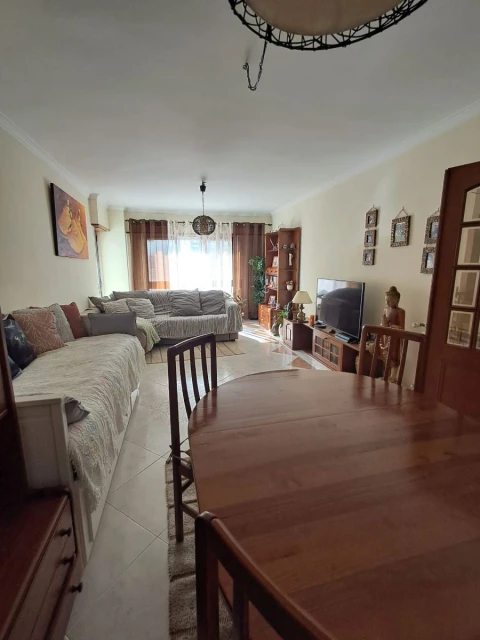 Apartamento T2 para Venda em Algueirão-Mem Martins