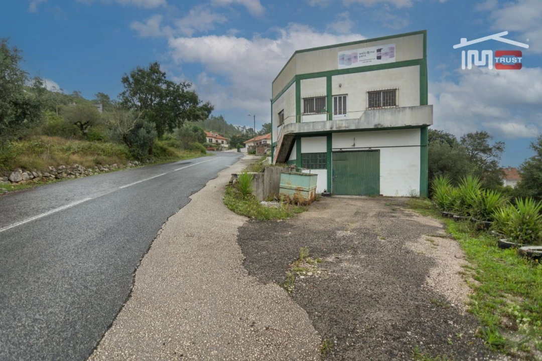 Armazém para Venda em Mira de Aire Foto 8