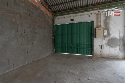 Armazém para Venda em Mira de Aire