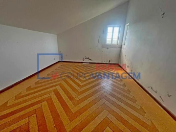 Moradia T4 para Venda em Borba (Matriz)