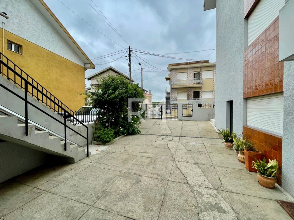 Apartamento T4 para Arrendamento em Ermesinde Foto 17