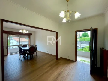 Apartamento T4 para Arrendamento em Ermesinde