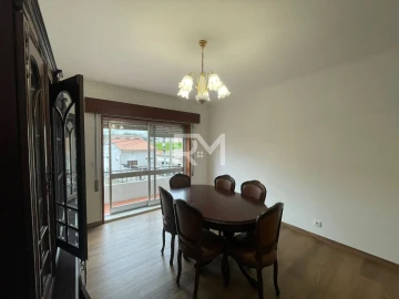 Apartamento T4 para Arrendamento em Ermesinde