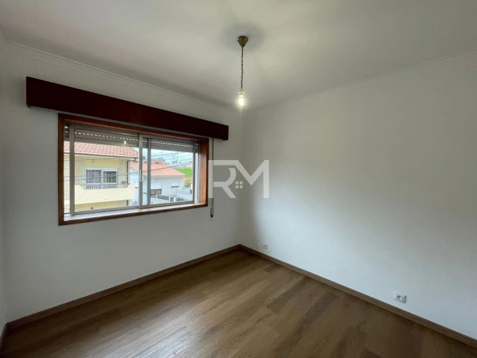 Apartamento T4 para Arrendamento em Ermesinde Foto 11