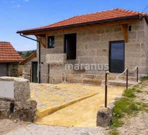 Moradia T2 para Venda em Bustelo, Carneiro e Carvalho de Rei