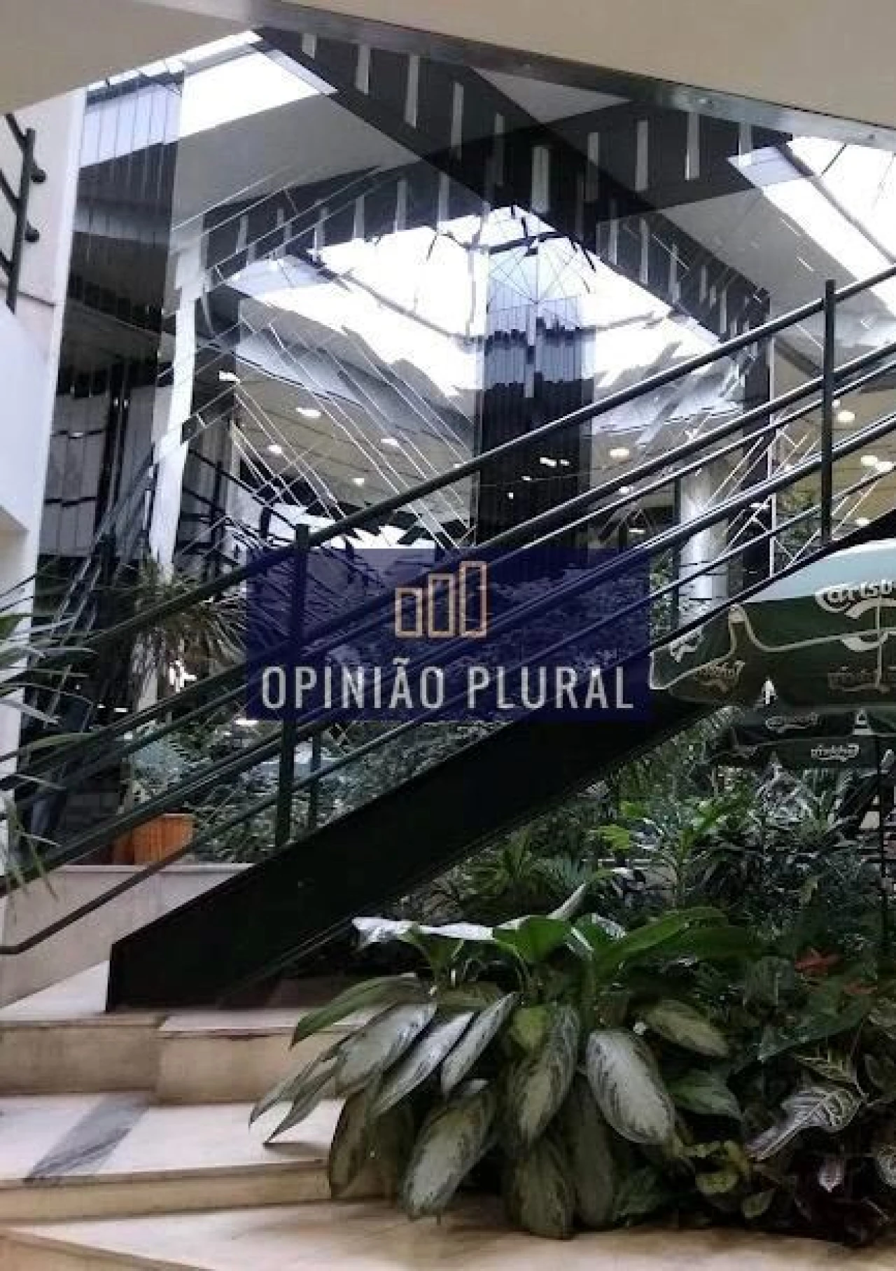 Negócio para Venda em Lordelo do Ouro e Massarelos Foto 2