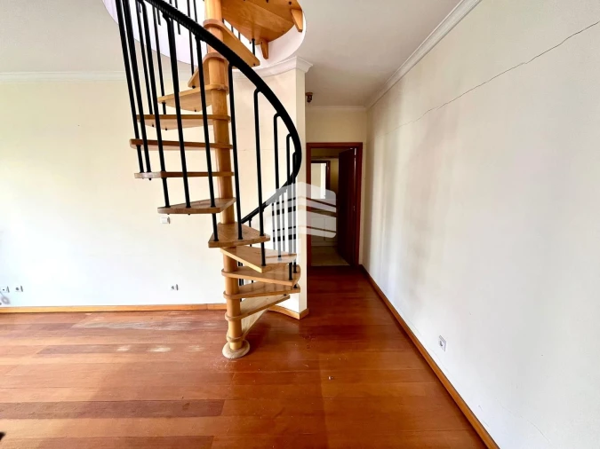 Apartamento T2 para Venda em Funchal (São Pedro) Foto 3