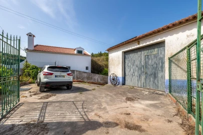 Terreno Misto para Venda em Alenquer (Santo Estêvão e Triana)