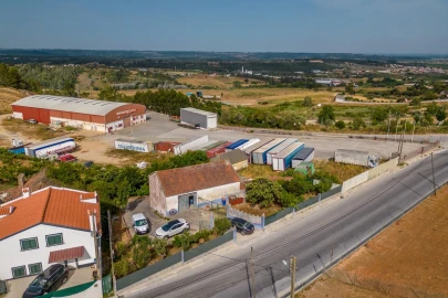Terreno Misto para Venda em Alenquer (Santo Estêvão e Triana)