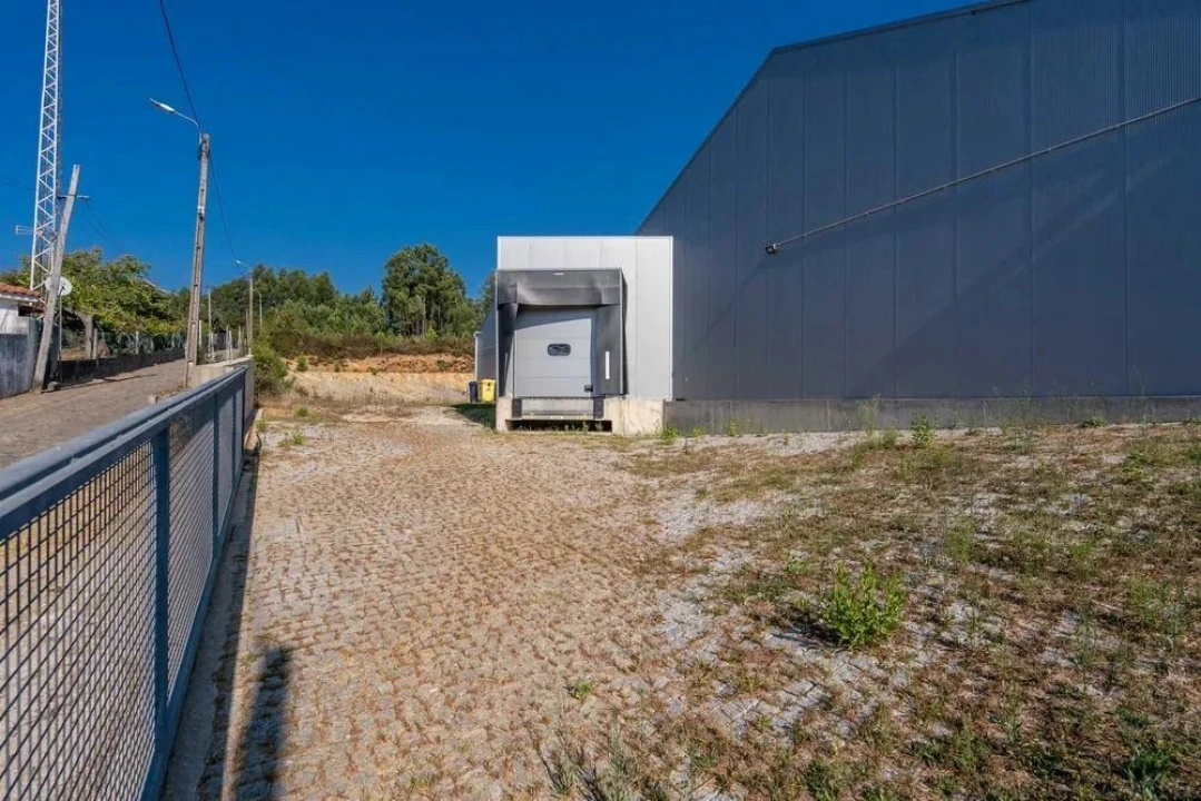 Armazém para Arrendamento em Melres e Medas Foto 7