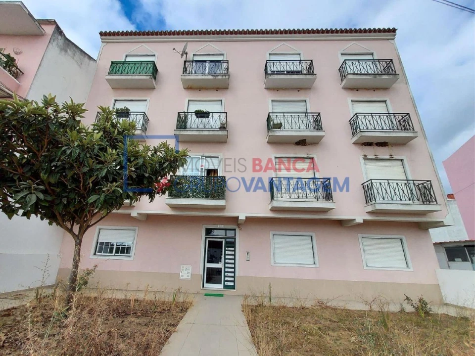 Apartamento T3 para Venda em Pinhal Novo Foto 1