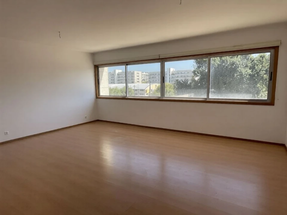 Apartamento T3 para Venda em Moreira Foto 1