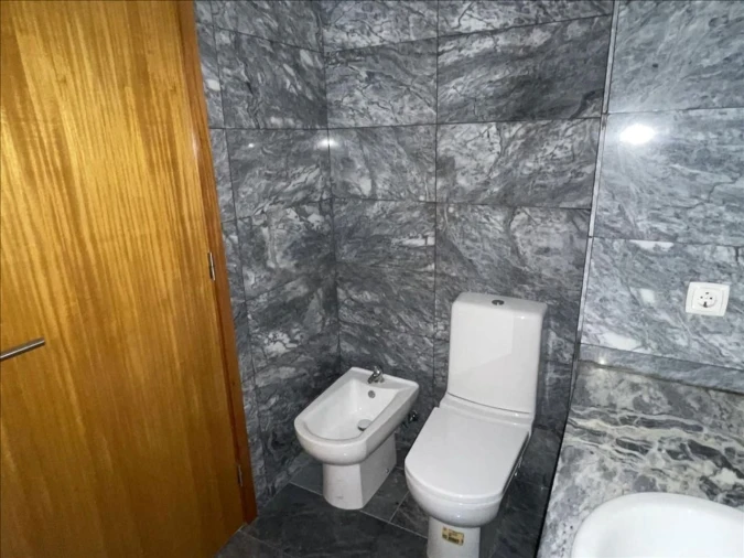 Apartamento T3 para Venda em Moreira Foto 5
