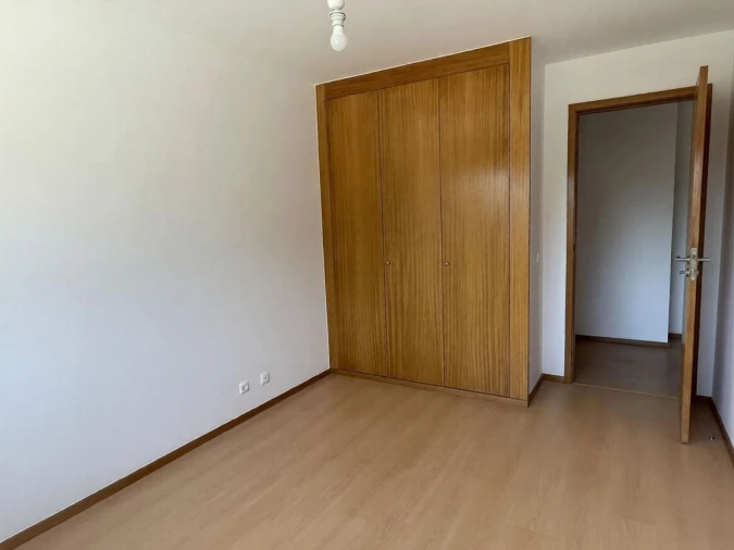 Apartamento T3 para Venda em Moreira Foto 8