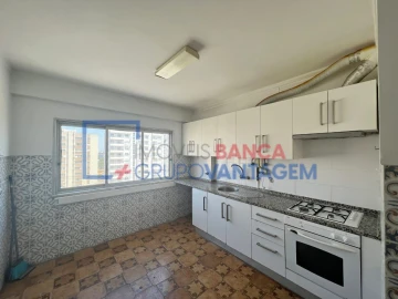 Apartamento T3 para Venda em Carregado e Cadafais