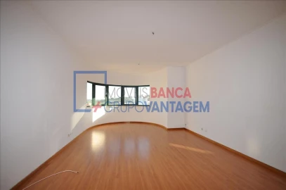 Apartamento T3 para Venda em Alenquer (Santo Estêvão e Triana)
