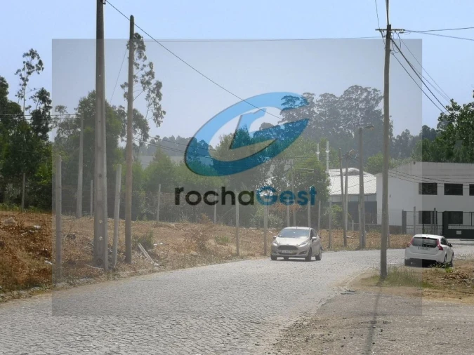 Terreno Comércio / Armazém para Venda em Serzedo e Perosinho Foto 6