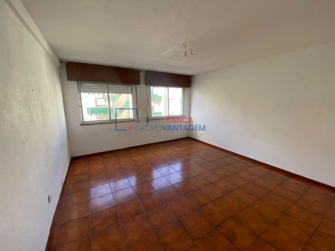 Apartamento T2 para Venda em Oeiras e São Julião da Barra, Paço de Arcos e Caxias Foto 9