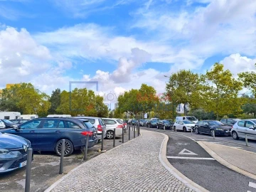 Apartamento T2 para Venda em Benfica