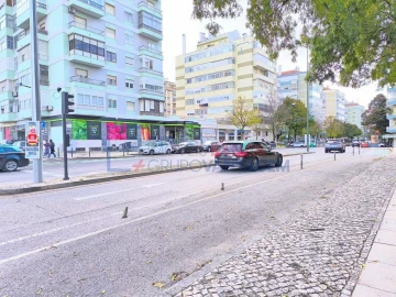 Apartamento T2 para Venda em Benfica