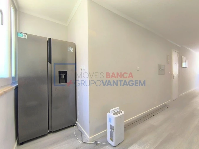 Apartamento T2 para Venda em Benfica Foto 7