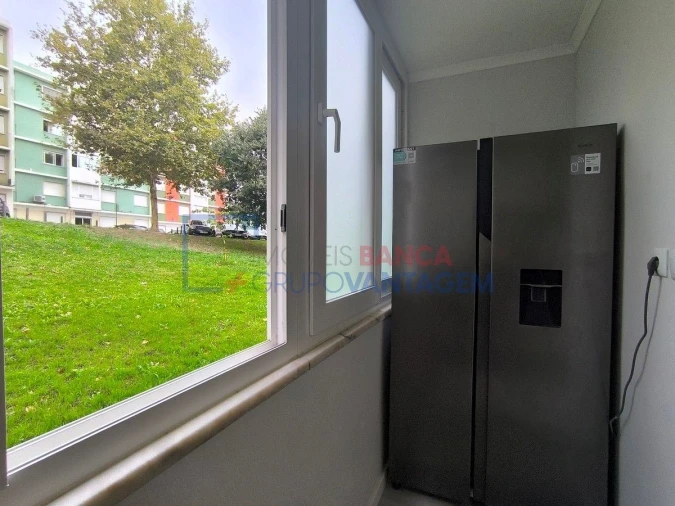 Apartamento T2 para Venda em Benfica Foto 7