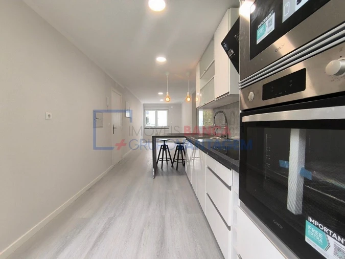 Apartamento T2 para Venda em Benfica Foto 16