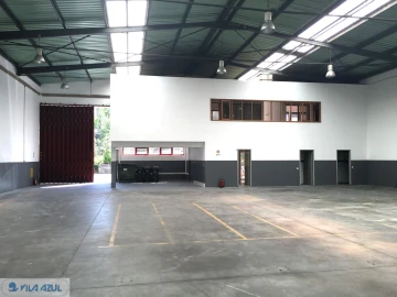 Armazém para Arrendamento em Moreira