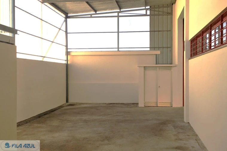 Armazém para Arrendamento em Moreira Foto 5