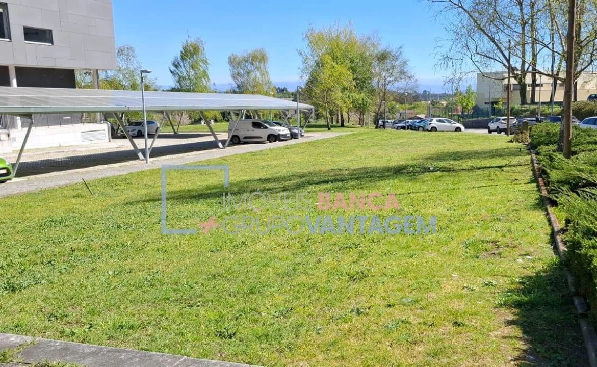 Terreno P/ Prédio para Venda em Viseu Foto 4