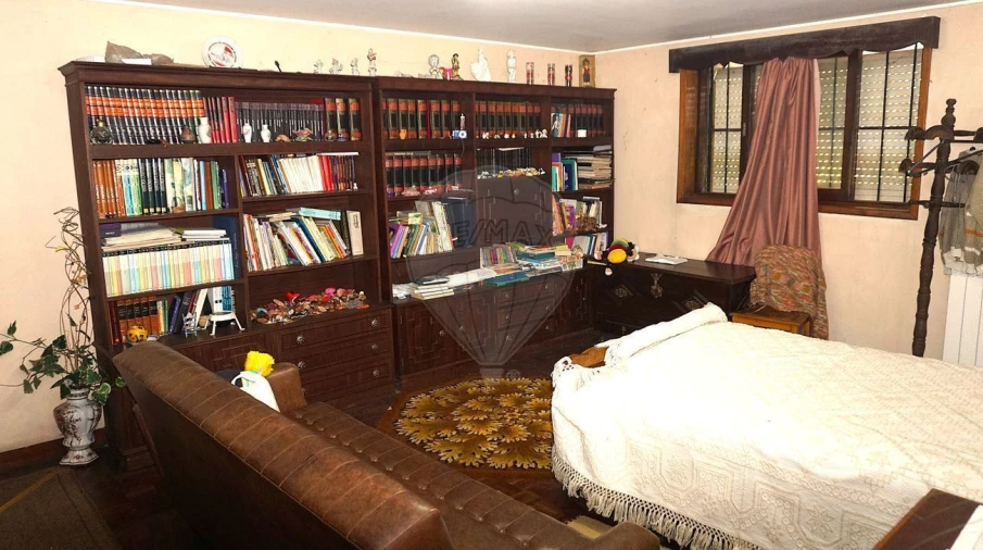 Moradia T5 para Venda em Tamengos, Aguim e Óis do Bairro Foto 18