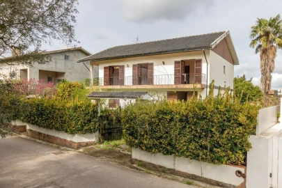 Moradia T3 para Venda em Cernache