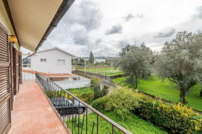 Moradia T3 para Venda em Cernache