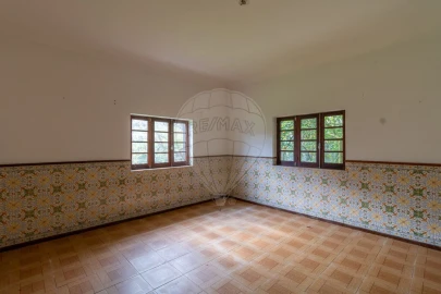 Moradia T3 para Venda em Cernache