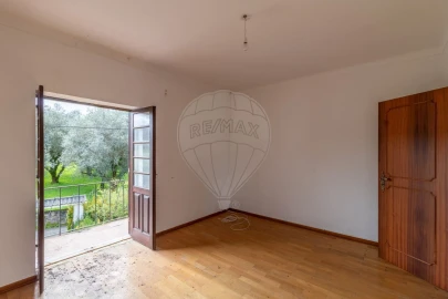 Moradia T3 para Venda em Cernache