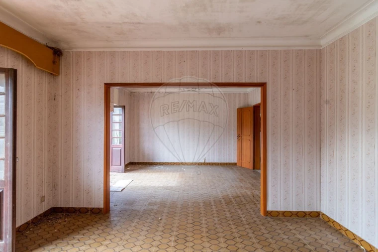 Moradia T3 para Venda em Cernache Foto 13