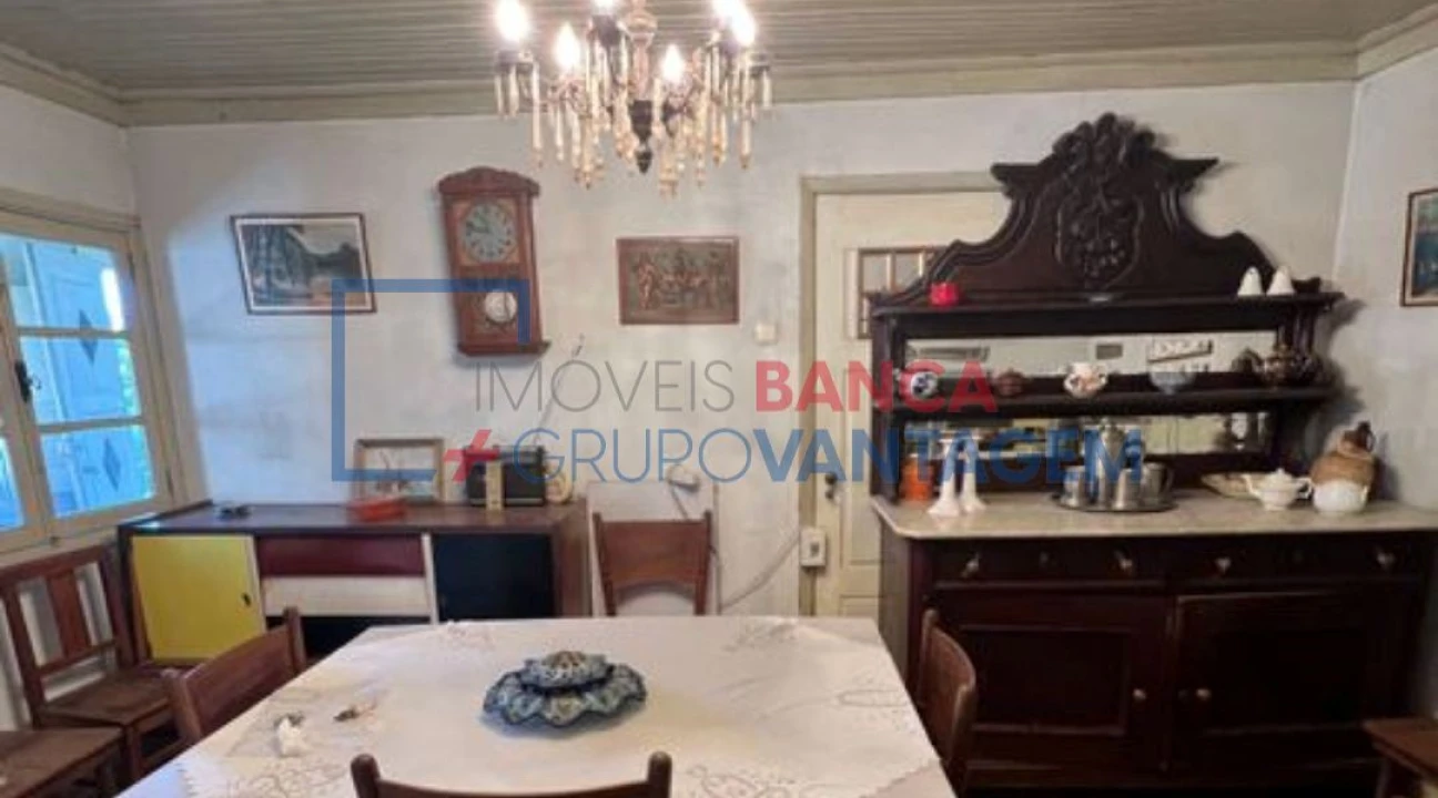 Moradia T3 para Venda em Arnoia Foto 3