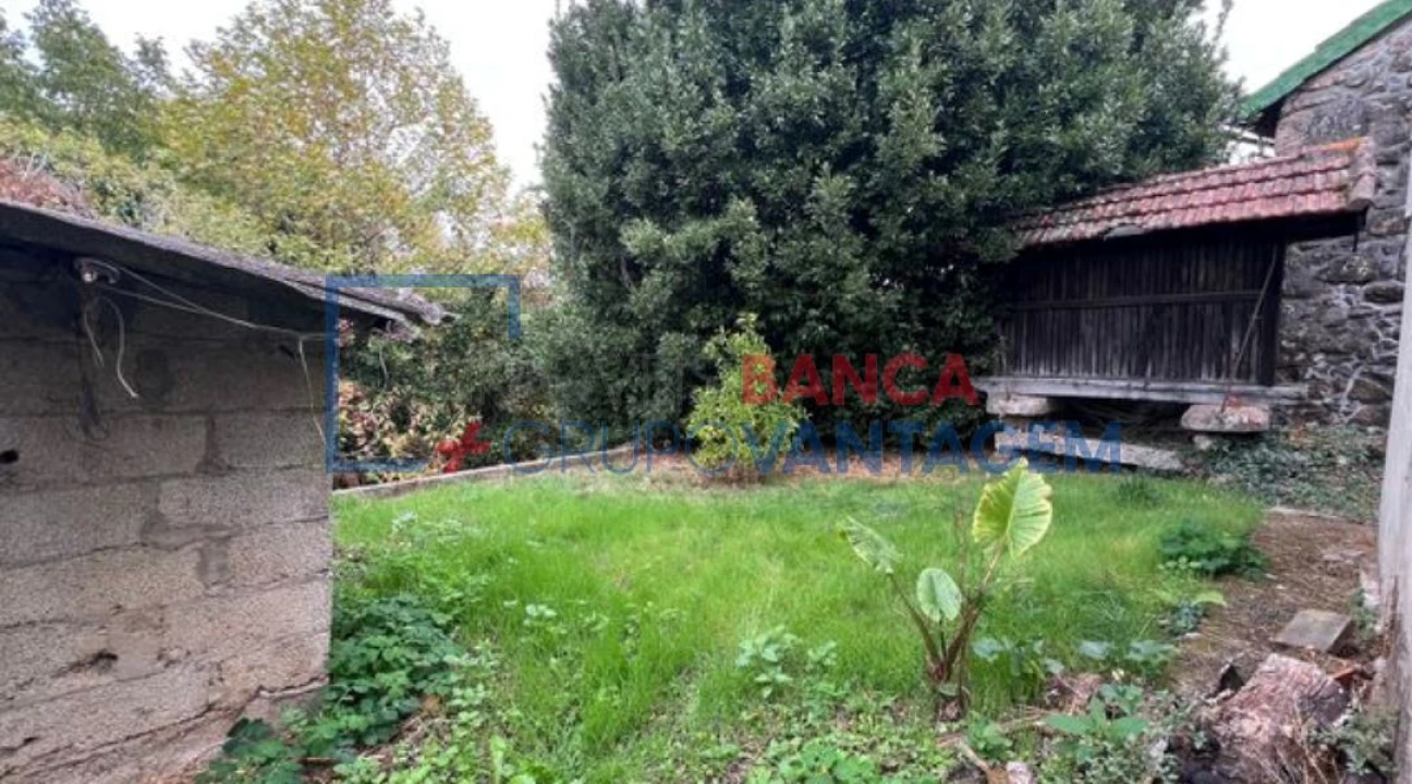 Moradia T3 para Venda em Arnoia Foto 15