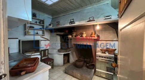 Moradia T3 para Venda em Arnoia