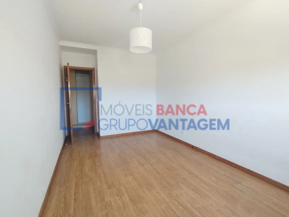 Apartamento T2 para Venda em Alcabideche Foto 14