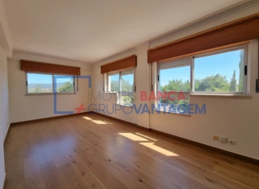 Apartamento T2 para Venda em Alcabideche