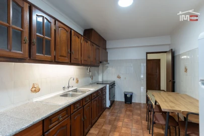 Apartamento T3 para Arrendamento em Fatima