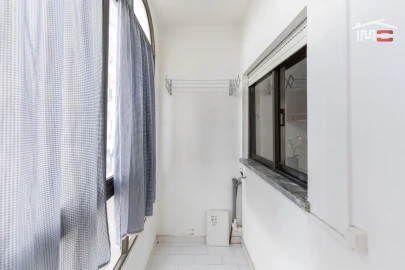 Apartamento T3 para Arrendamento em Fatima